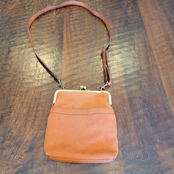 Bueno Faux Leather Crossbody Bag Purse Brown Vintage Inspired Brass Kiss Lock - Picture 4 of 7